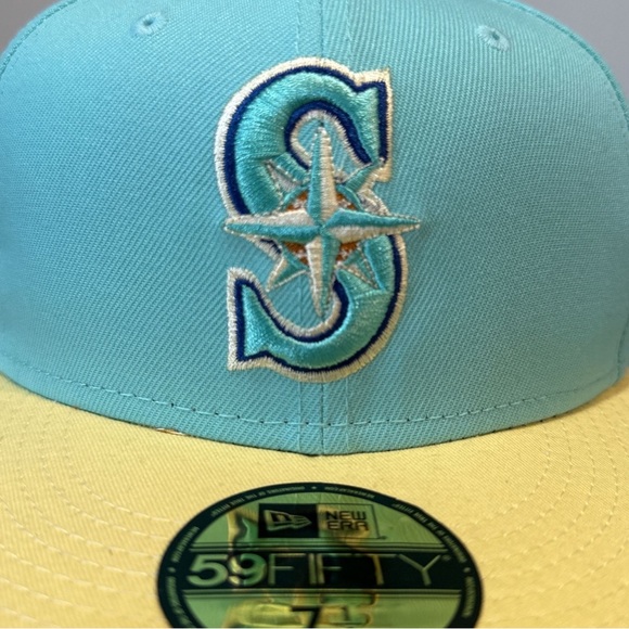 Seattle Mariners x Hat Club 7 1/4 - Picture 2 of 4